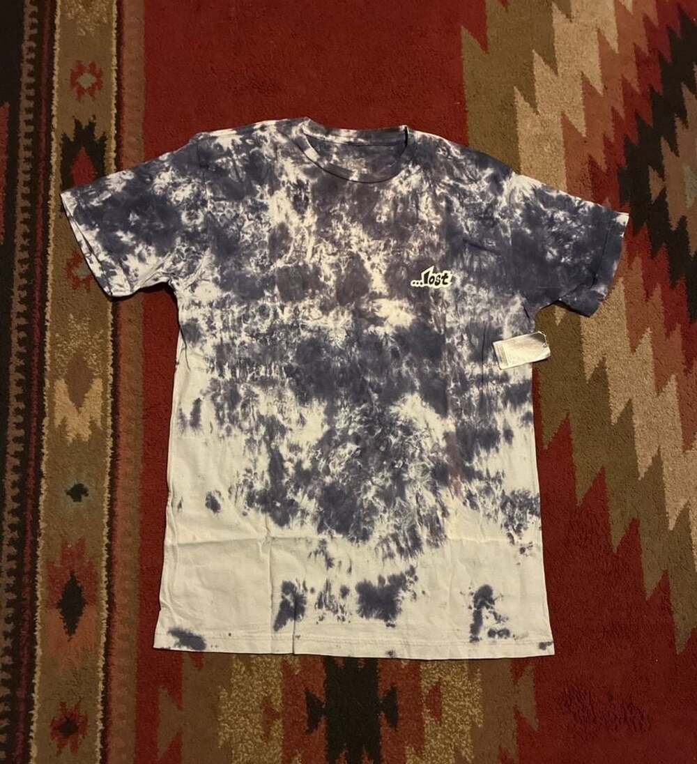 Lost Enterprises Blue & White Tie-Dye T-Shirt Large